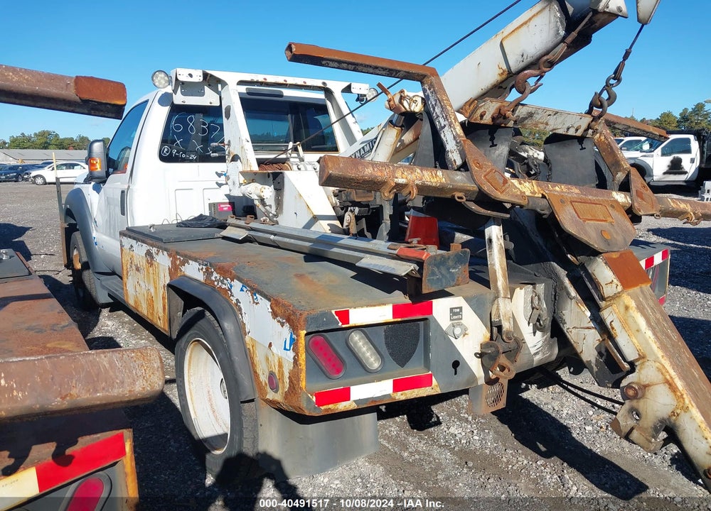 2015 FORD F-550 CHASSIS XL VIN: 1FDUF5HTXFEB12243
