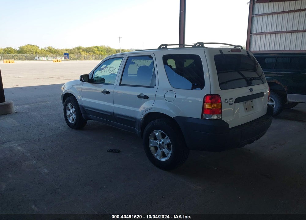 2005 FORD ESCAPE XLT VIN: 1FMYU93185KA87878