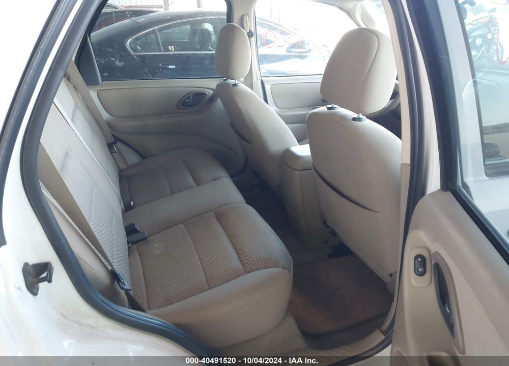 2005 FORD ESCAPE XLT VIN: 1FMYU93185KA87878