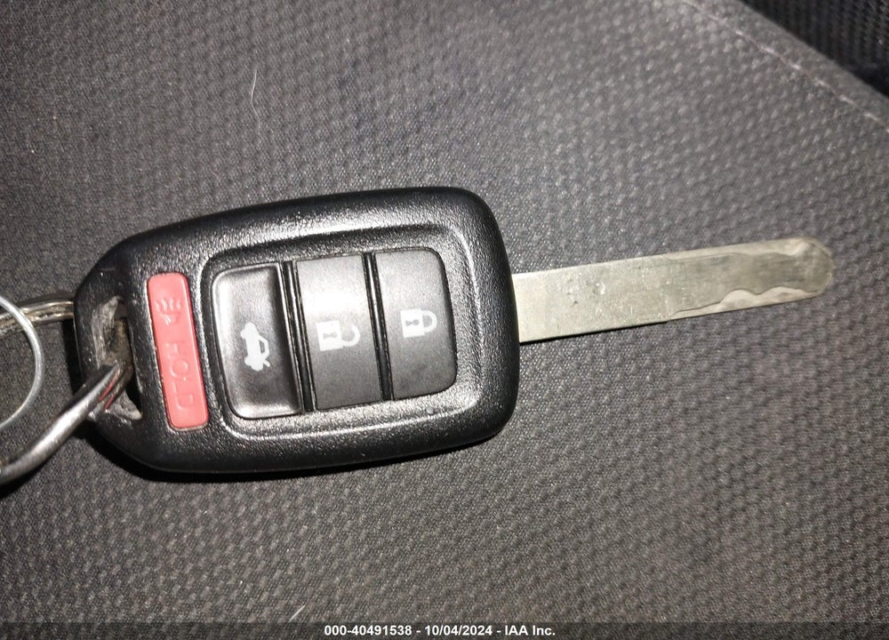 2015 HONDA CIVIC LX VIN: 19XFB2F58FE070154