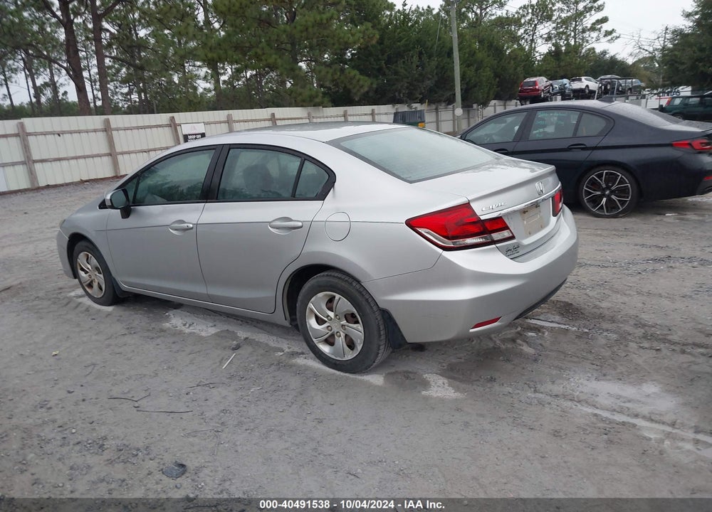 2015 HONDA CIVIC LX VIN: 19XFB2F58FE070154