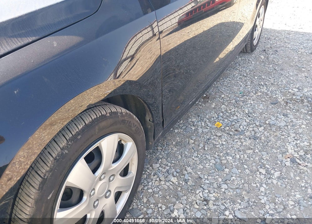 2014 VOLKSWAGEN JETTA 1.8T SE VIN: 3VWD07AJ4EM389017