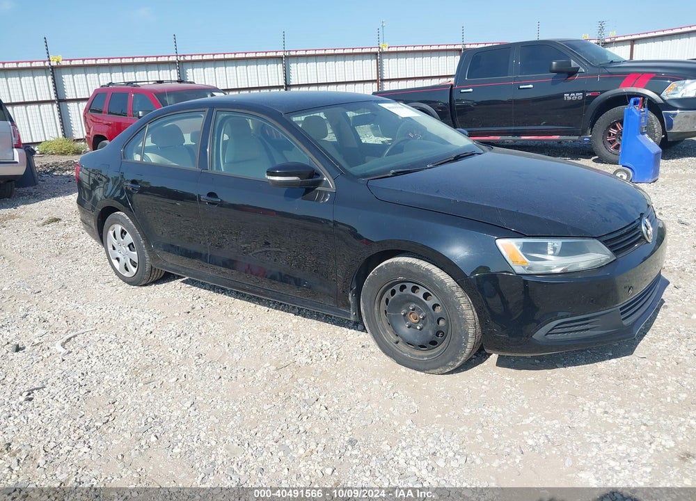 2014 VOLKSWAGEN JETTA 1.8T SE VIN: 3VWD07AJ4EM389017