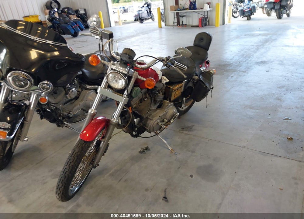1995 HARLEY-DAVIDSON XLH883 VIN: 1HD4CAM10SY207007