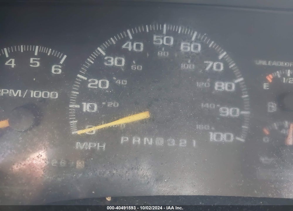 1998 CHEVROLET TAHOE LS VIN: 1GNEK13R1WJ302987