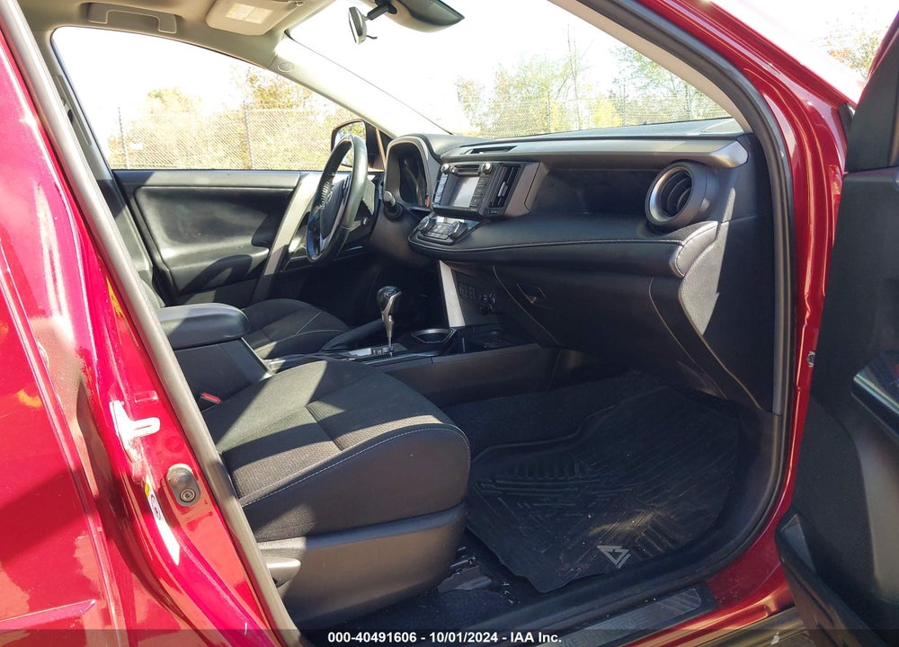 2018 TOYOTA RAV4 ADVENTURE VIN: 2T3RFREV2JW817417