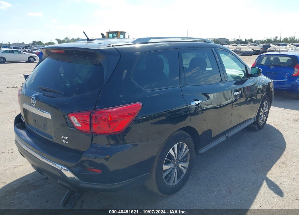 2017 NISSAN PATHFINDER SV VIN: 5N1DR2MM7HC664947