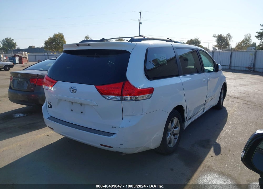 2013 TOYOTA SIENNA LE V6 8 PASSENGER VIN: 5TDKK3DCXDS299086
