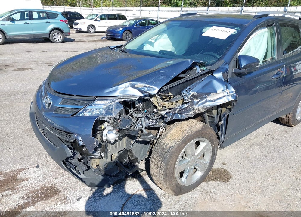 2014 TOYOTA RAV4 XLE VIN: 2T3RFREV5EW131717