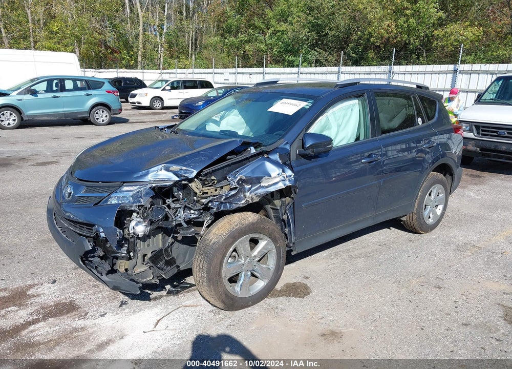 2014 TOYOTA RAV4 XLE VIN: 2T3RFREV5EW131717