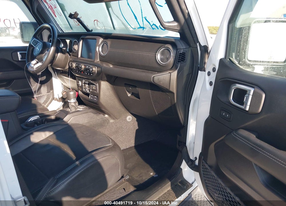 2021 JEEP WRANGLER UNLIMITED SAHARA 4X4 VIN: 1C4HJXEG7MW701734