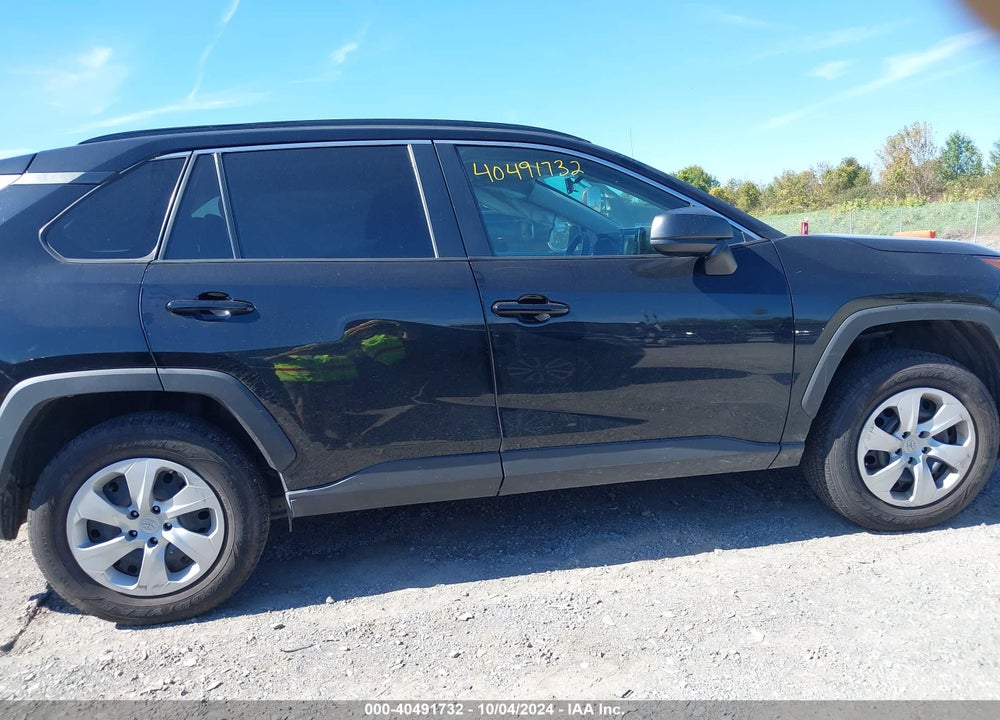 2020 TOYOTA RAV4 LE VIN: 2T3F1RFV5LW126126