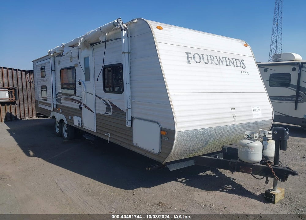2011 FOUR WINDS LIGHT TRAV VIN: 47CTF3P23BM440194
