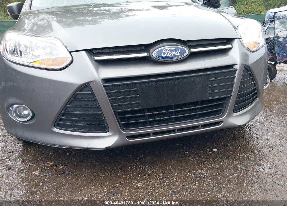 2014 FORD FOCUS SE VIN: 1FADP3F25EL141570