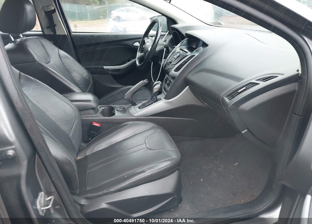 2014 FORD FOCUS SE VIN: 1FADP3F25EL141570