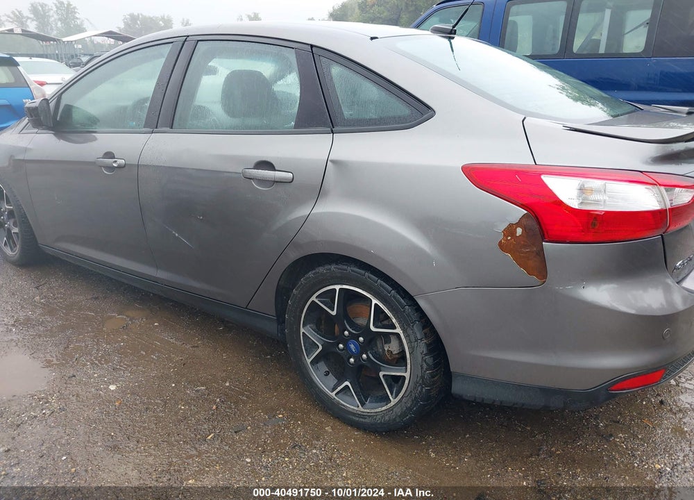 2014 FORD FOCUS SE VIN: 1FADP3F25EL141570