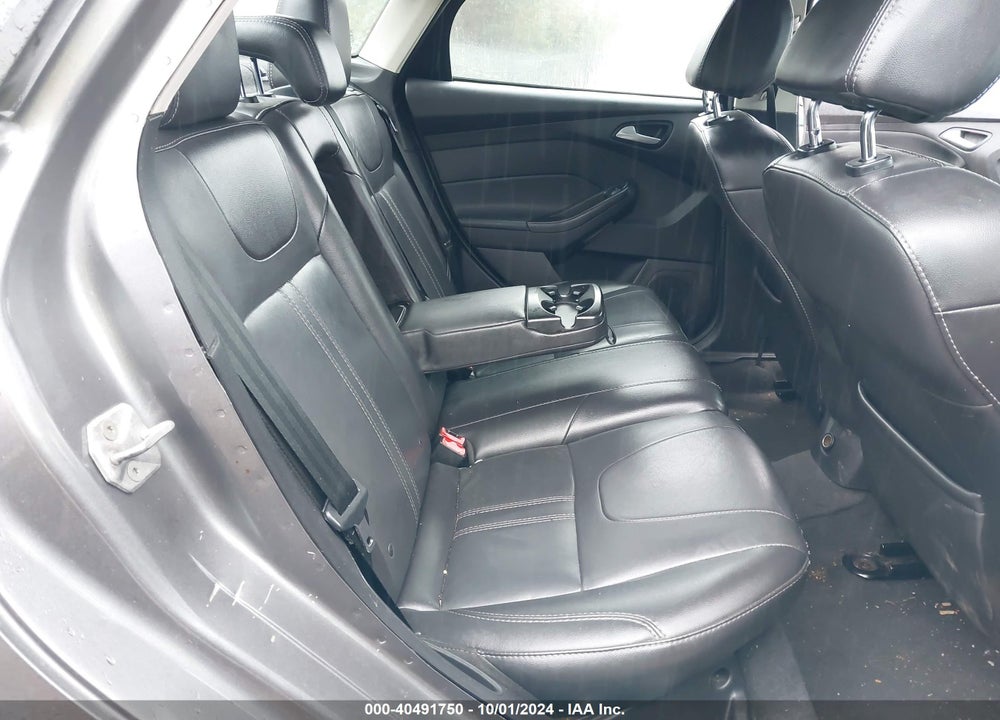 2014 FORD FOCUS SE VIN: 1FADP3F25EL141570