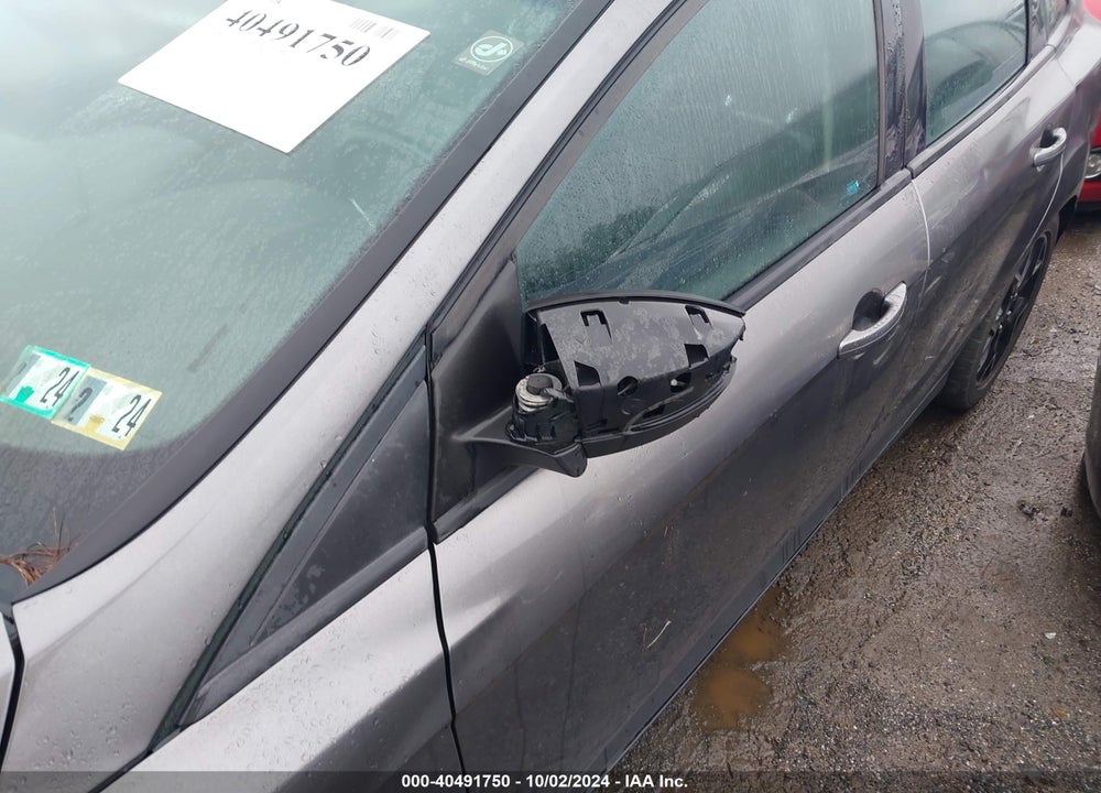 2014 FORD FOCUS SE VIN: 1FADP3F25EL141570
