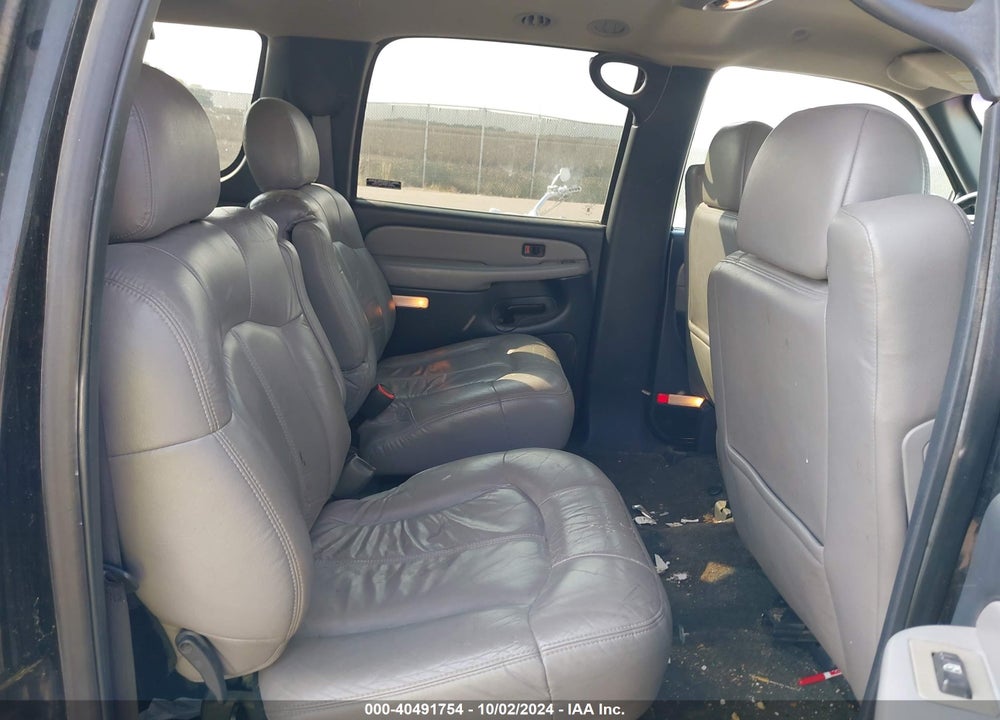 2001 CHEVROLET SUBURBAN 1500 LT VIN: 3GNFK16T81G139969