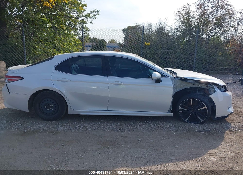 2018 TOYOTA CAMRY XSE VIN: 4T1B61HK4JU008403