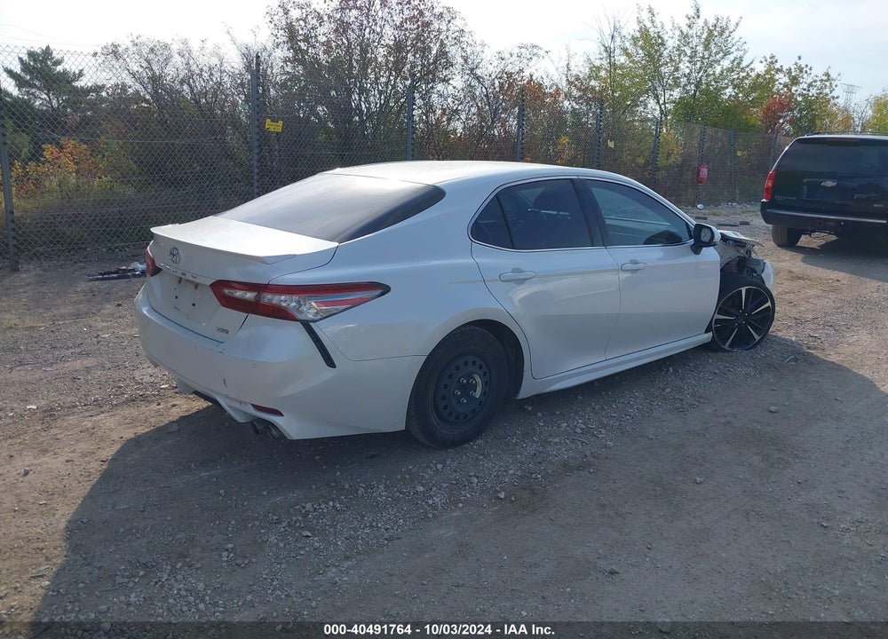 2018 TOYOTA CAMRY XSE VIN: 4T1B61HK4JU008403