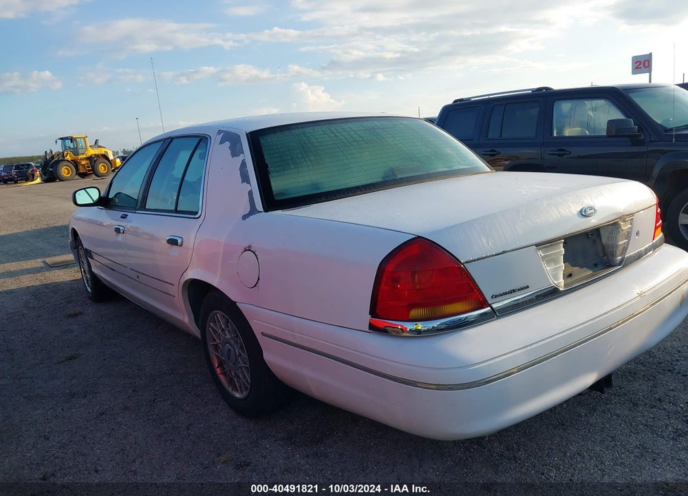 2002 FORD CROWN VICTORIA STANDARD VIN: 2FAFP73W62X147853