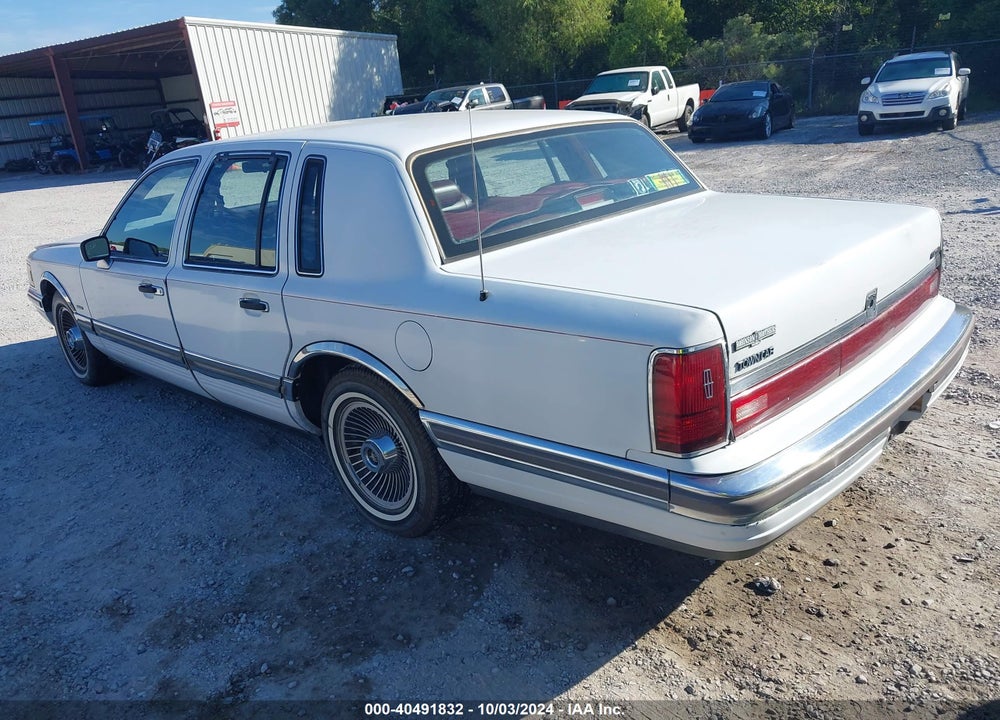 1990 LINCOLN TOWN CAR VIN: 1LNLM81F9LY733779