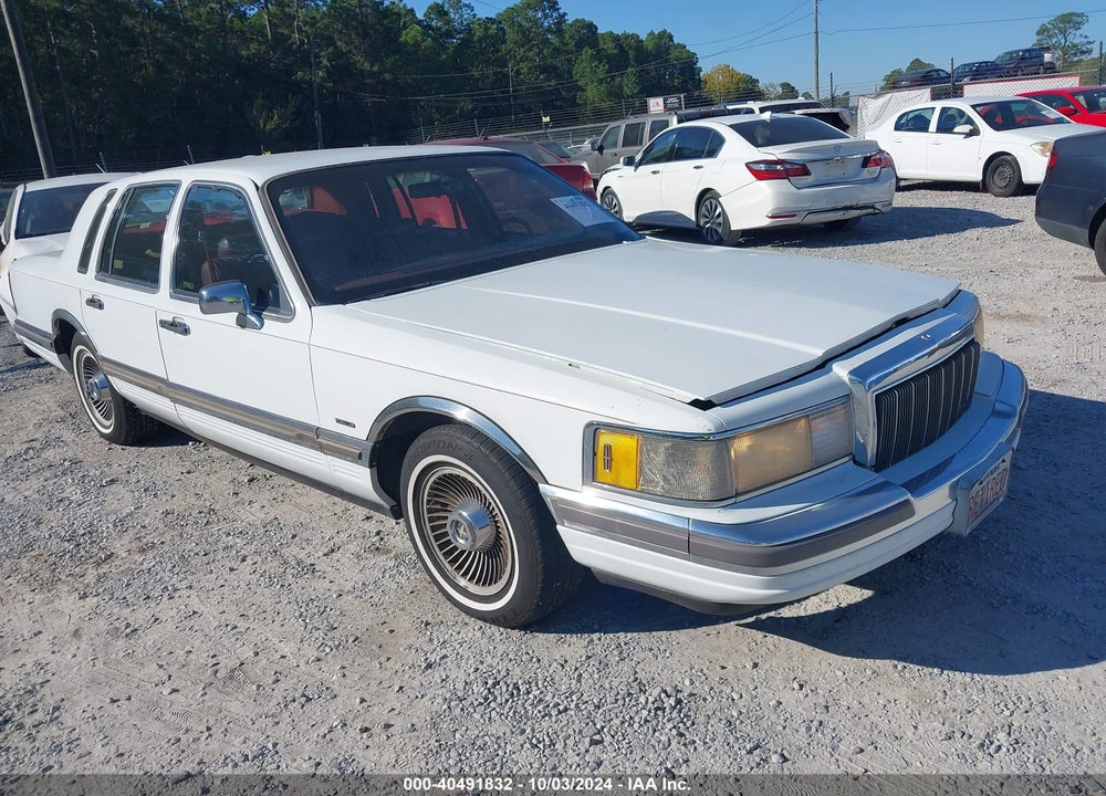 1990 LINCOLN TOWN CAR VIN: 1LNLM81F9LY733779