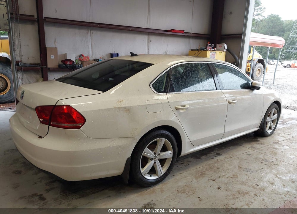 2015 VOLKSWAGEN PASSAT 1.8T SE VIN: 1VWBT7A36FC062945