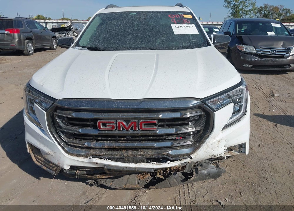 2022 GMC TERRAIN AWD AT4 VIN: 3GKALYEV0NL312378