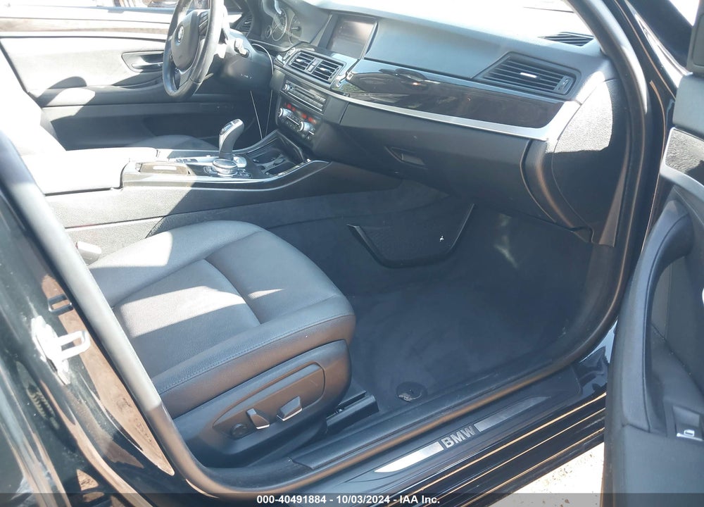2016 BMW 528I VIN: WBA5A5C53GG355010