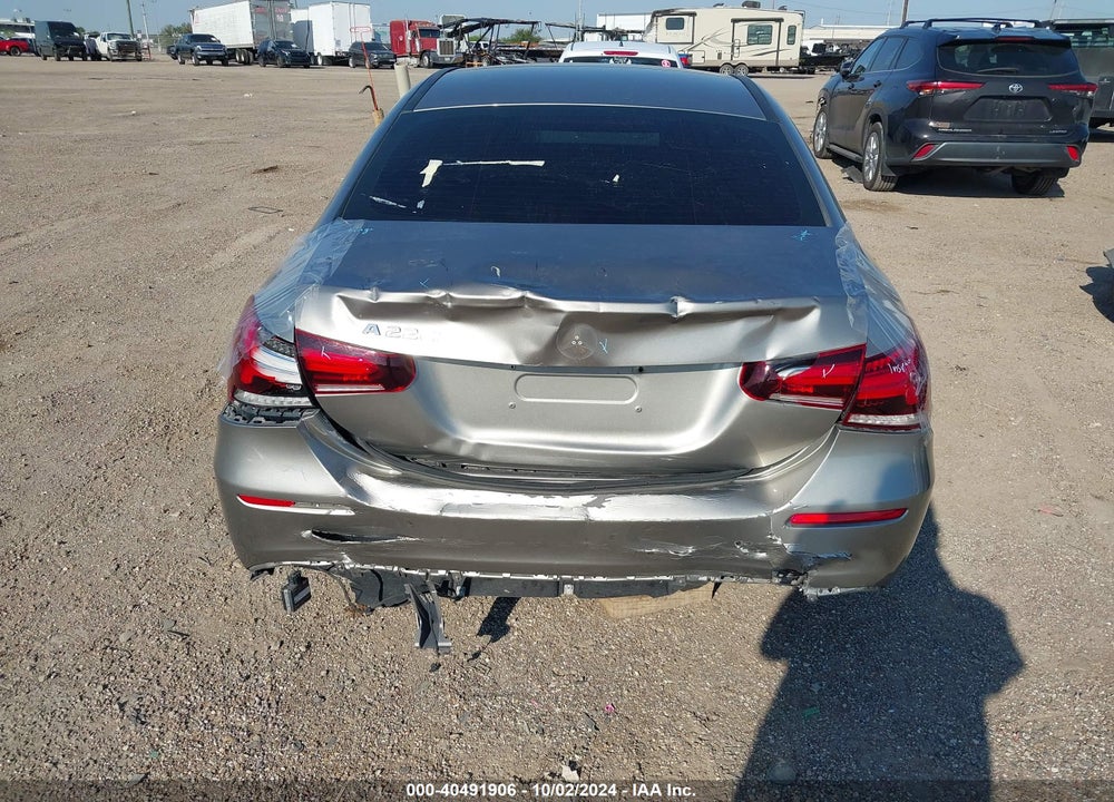 2019 MERCEDES-BENZ A 220 VIN: WDD3G4EB7KW001954