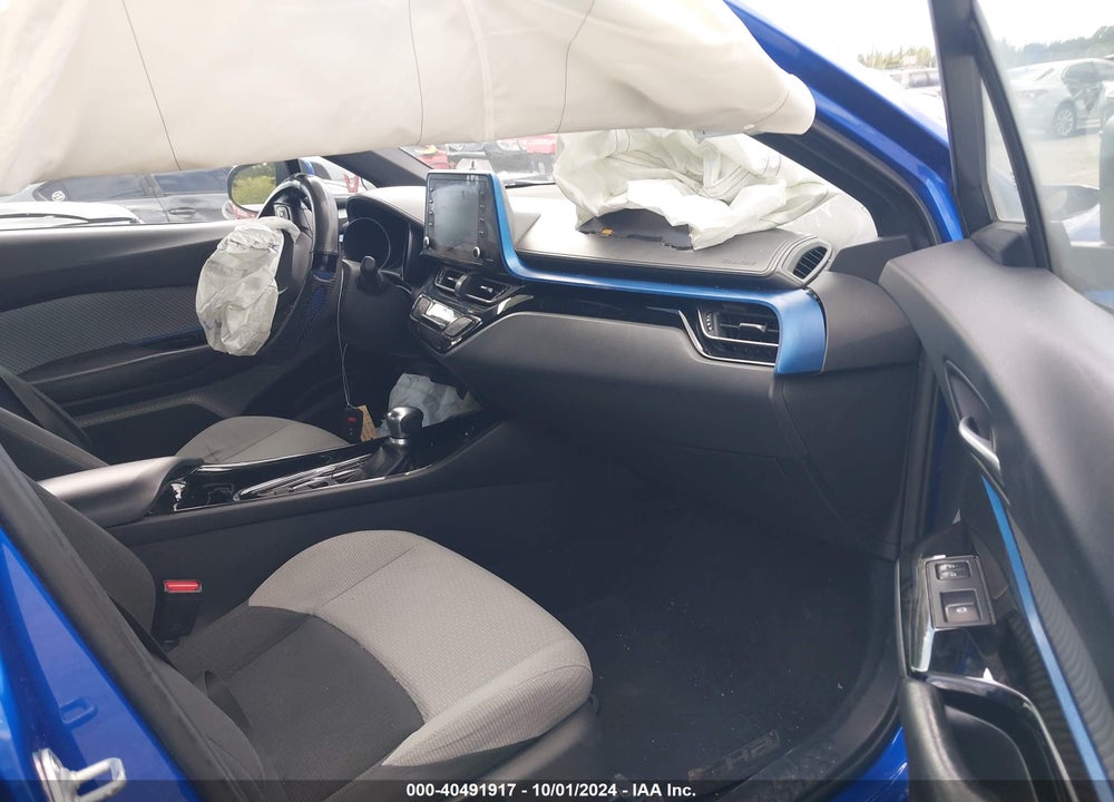 2019 TOYOTA C-HR XLE VIN: NMTKHMBX0KR075721