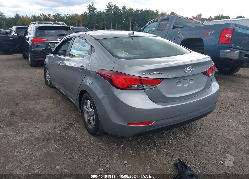 2015 HYUNDAI ELANTRA SE VIN: 5NPDH4AE1FH630486