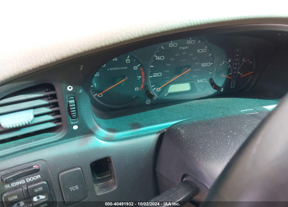 2002 HONDA ODYSSEY VIN: 2HKRL18902H590892