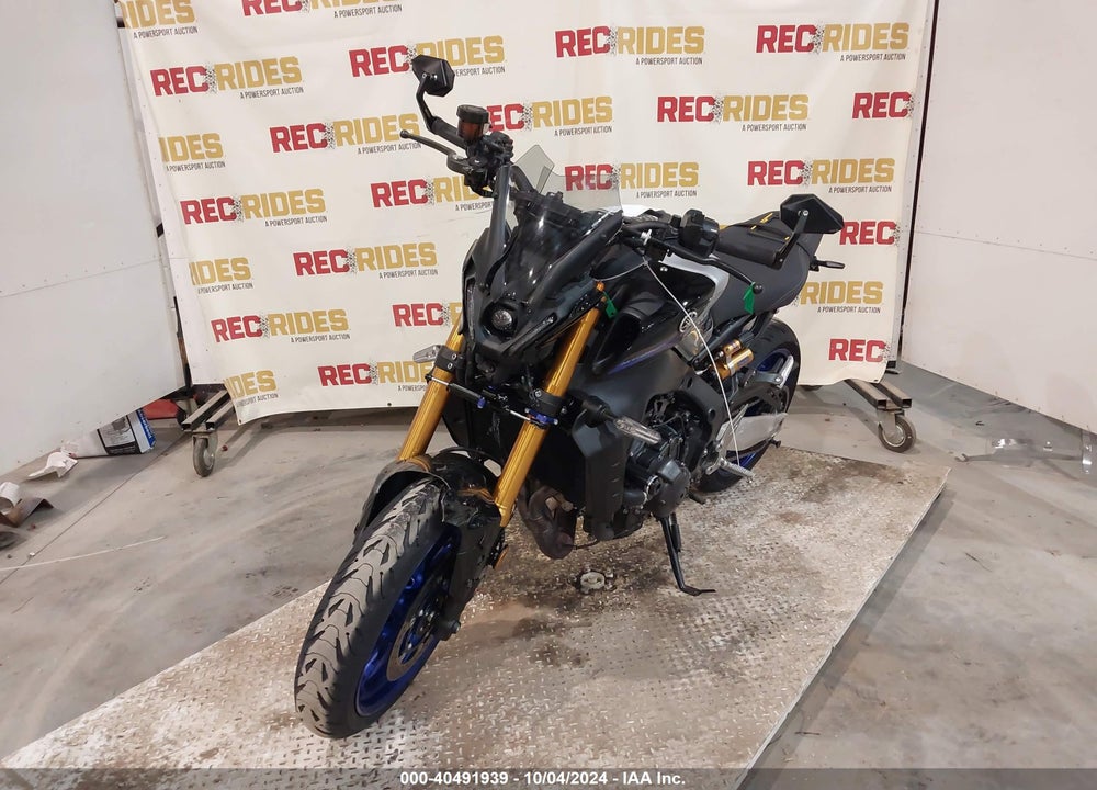 2023 YAMAHA MT09 D VIN: JYARN72E4PA001100
