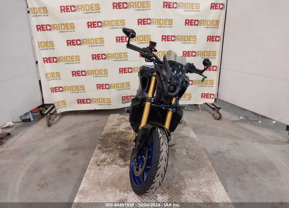 2023 YAMAHA MT09 D VIN: JYARN72E4PA001100