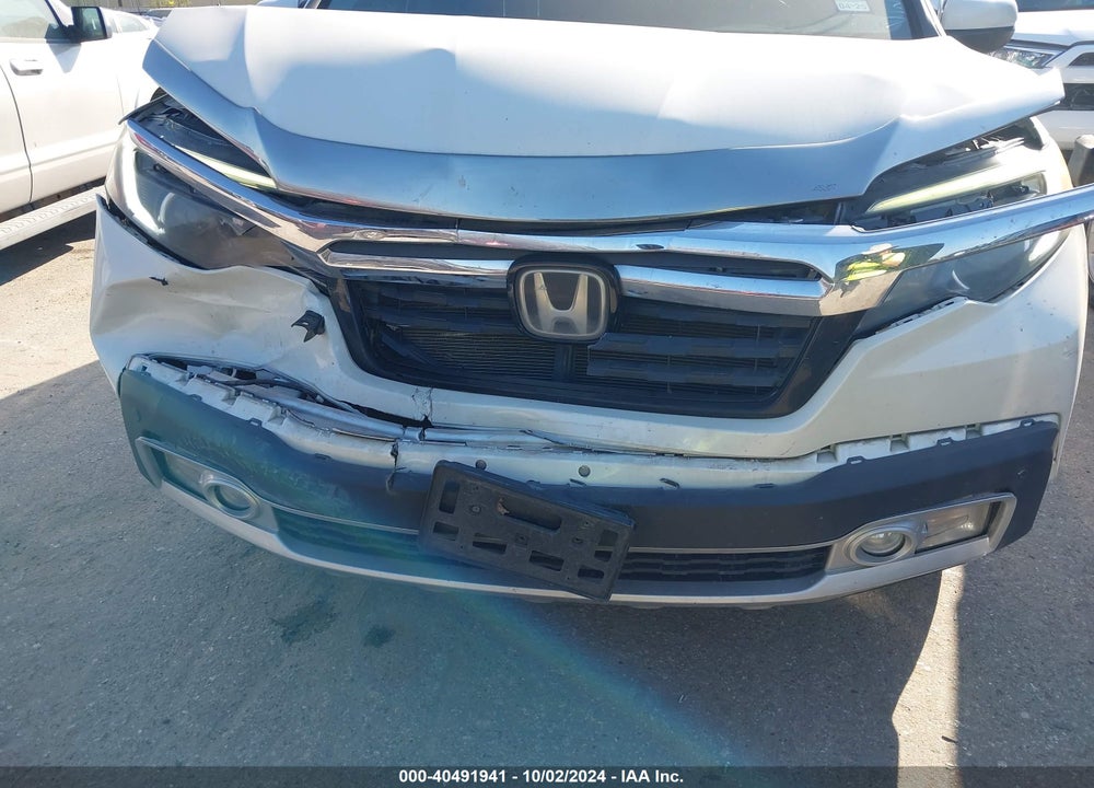 2017 HONDA RIDGELINE RTL-E VIN: 5FPYK3F75HB034894