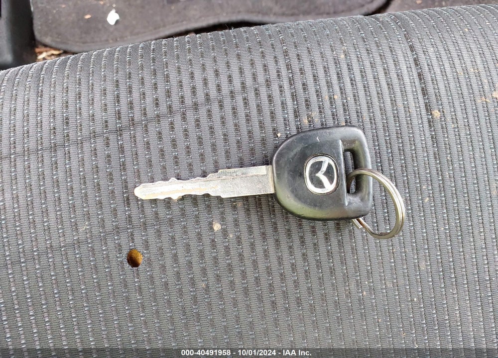 2011 MAZDA 3 I SPORT VIN: JM1BL1UF3B1479676