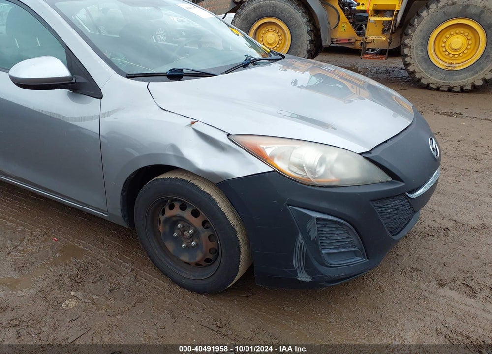 2011 MAZDA 3 I SPORT VIN: JM1BL1UF3B1479676