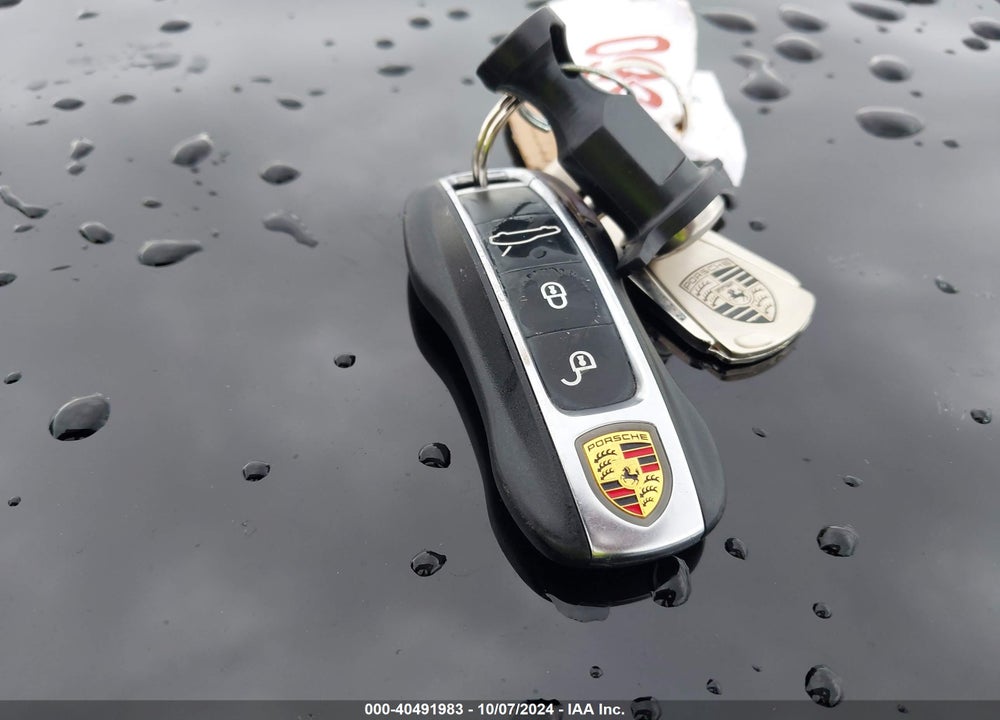 2018 PORSCHE PANAMERA 4 VIN: WP0AA2A7XJL110028