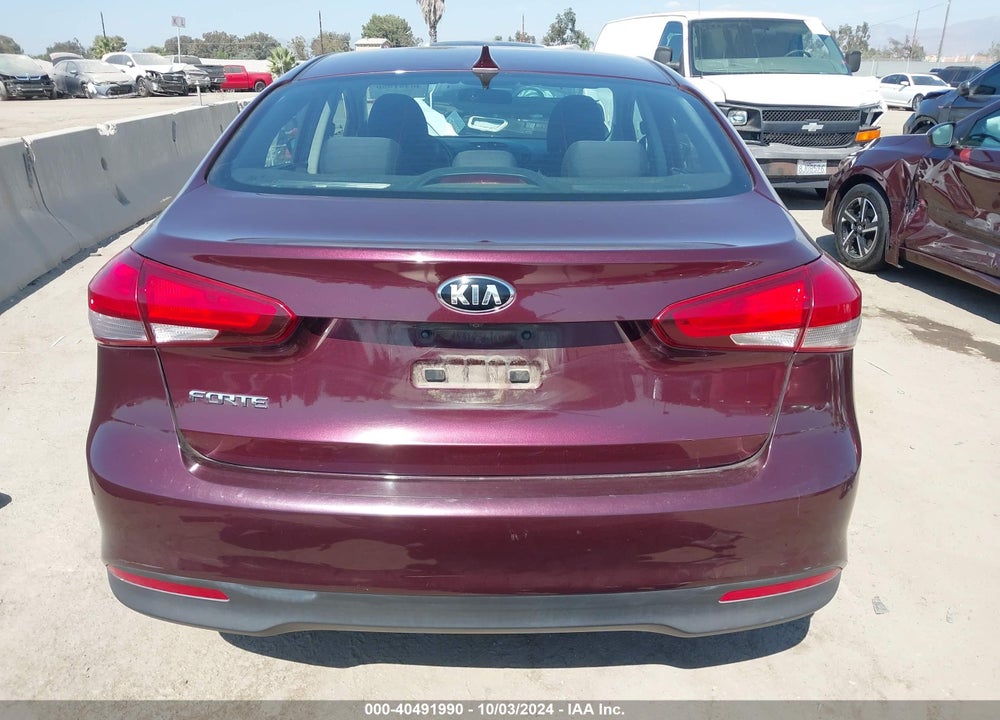 2017 KIA FORTE LX VIN: 3KPFL4A78HE013585