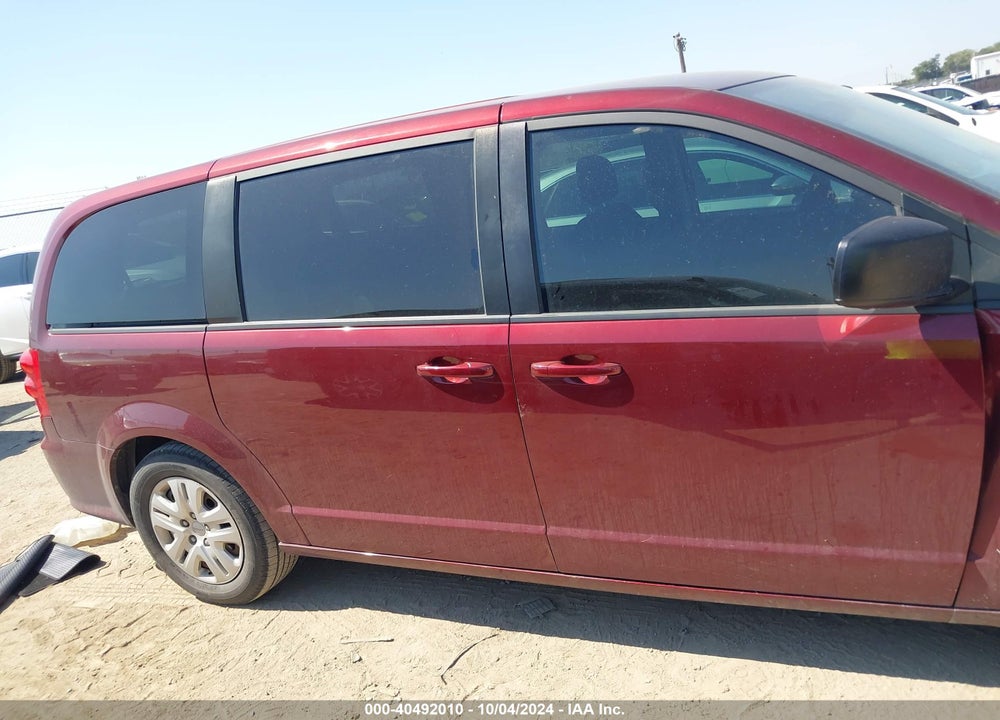 2018 DODGE GRAND CARAVAN SE VIN: 2C4RDGBG8JR138083