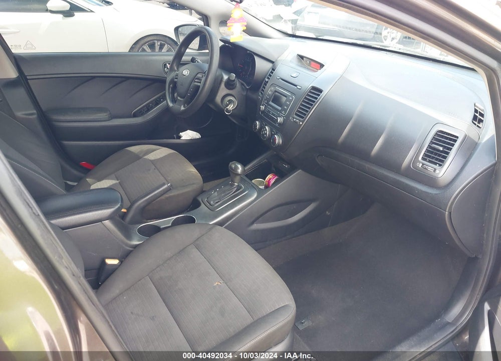 2015 KIA FORTE LX VIN: KNAFX4A62F5309347