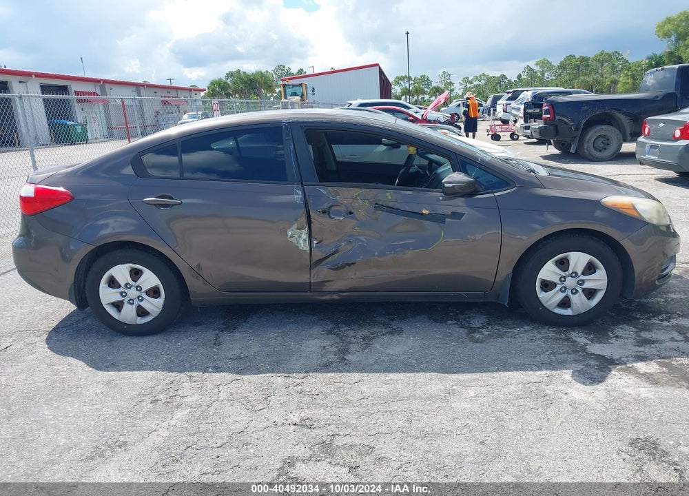2015 KIA FORTE LX VIN: KNAFX4A62F5309347