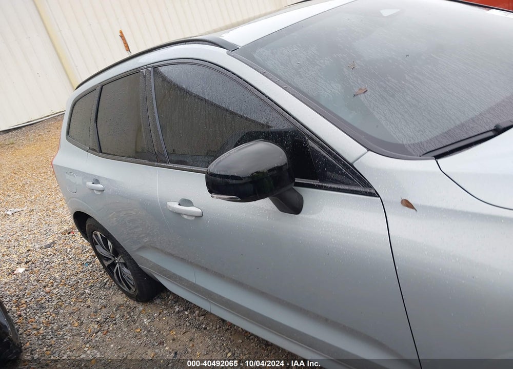 2024 VOLVO XC60 VIN: YV4L12RL8R1744971