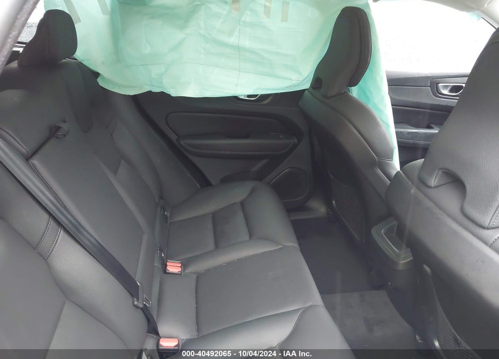 2024 VOLVO XC60 VIN: YV4L12RL8R1744971