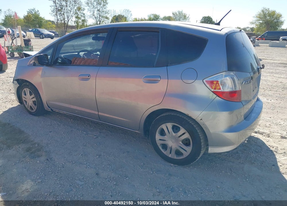 2010 HONDA FIT VIN: JHMGE8G25AS001476