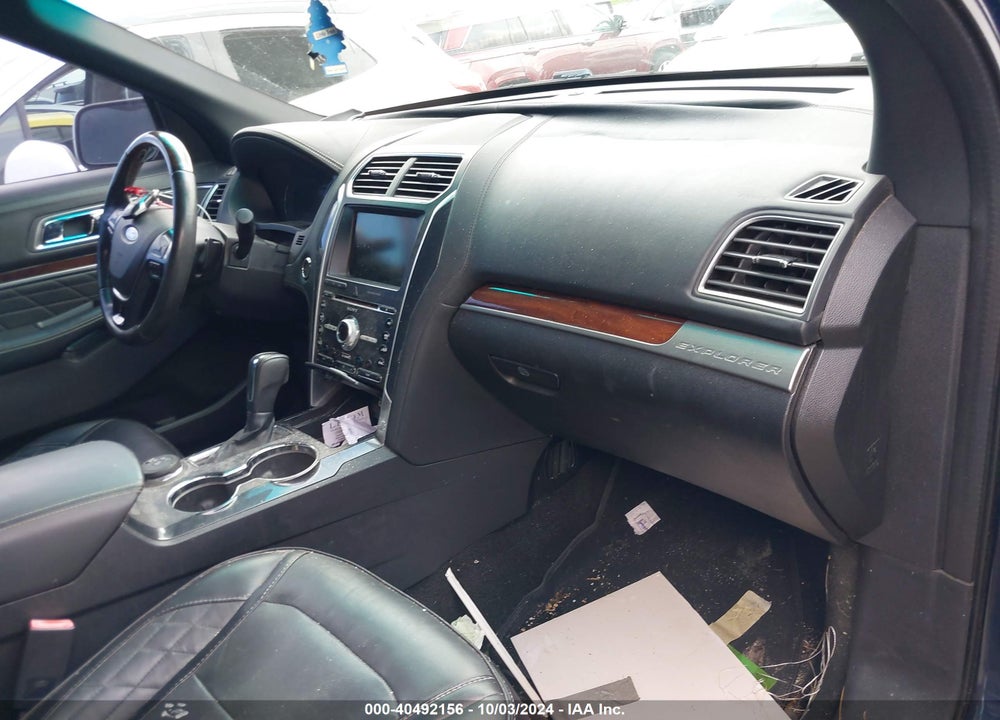 2016 FORD EXPLORER PLATINUM VIN: 1FM5K8HT0GGC82389