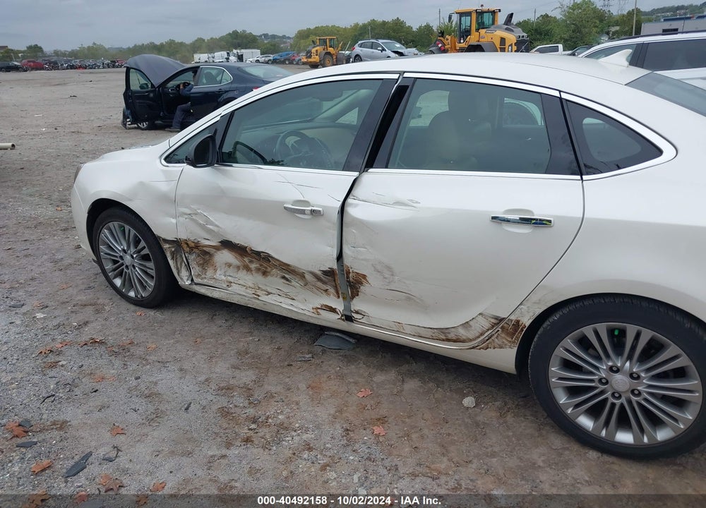 2012 BUICK VERANO LEATHER GROUP VIN: 1G4PS5SK3C4172777